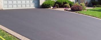 Best Driveway Crack Filling  in Blossom, TX